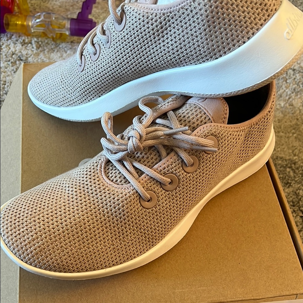 Allbirds Mens Tree Runners - Arid Umber - Brand New in box!